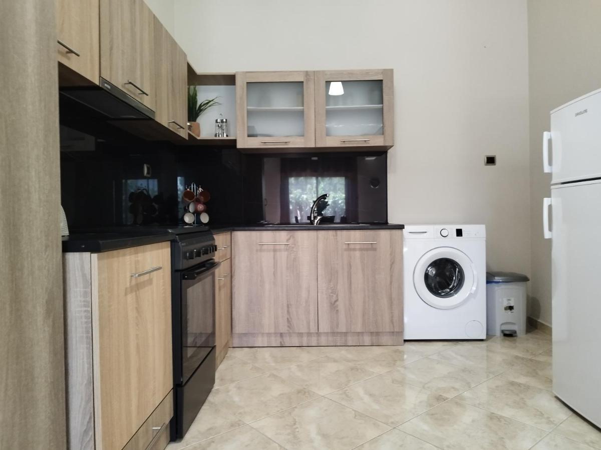 Voulas Guest House Volos Bagian luar foto
